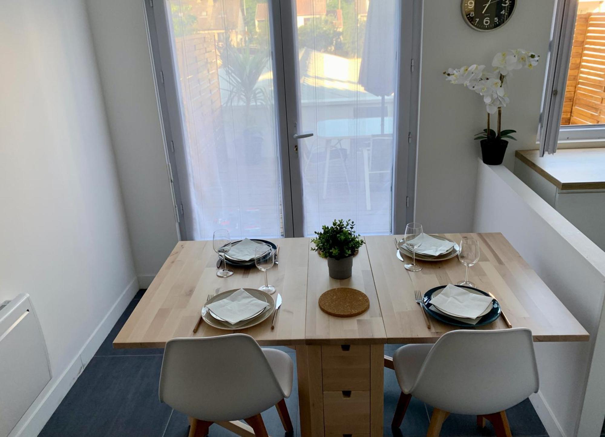 'studiocdg' Appartement, Roissy Airport, Parc Expositions, Arena Grand Paris, Disney, Asterix